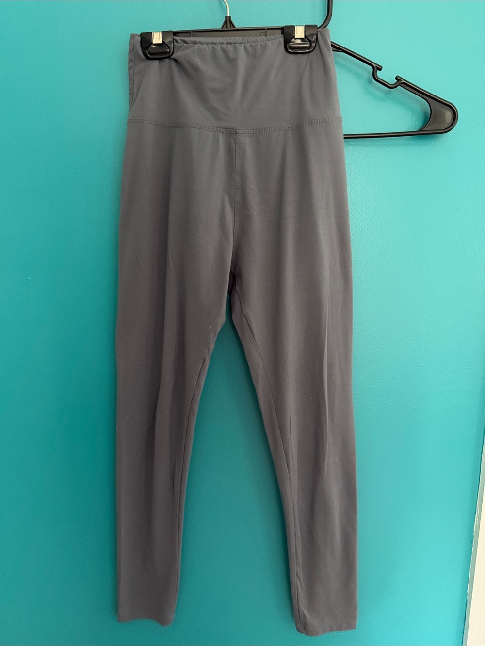 High-Rise Charcoal Grey Women’s Performance Leggings